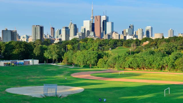 Moving to Toronto skyline